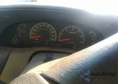 2001 Ford Expedition Xlt z USA, uszkodzony, nr VIN 1FMRU15W31LA95843